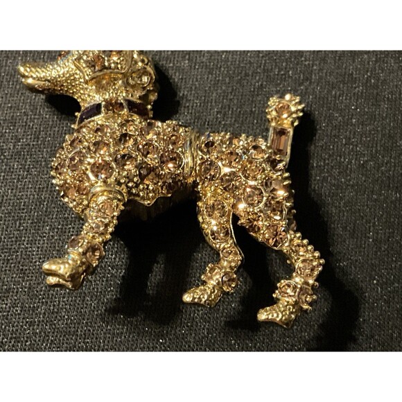 Vintage Kenneth J Lane Rhinestone Poodle Gold Tone, Rhinestone Brooch - Picture 3 of 6